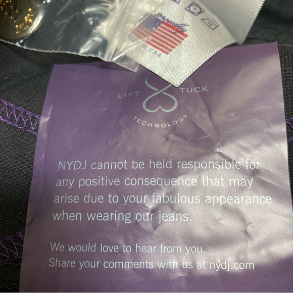 NYDJ Size 24W Black Capris with Tummy Tuck Technology Inseam 21 NWT - Picture 16 of 16